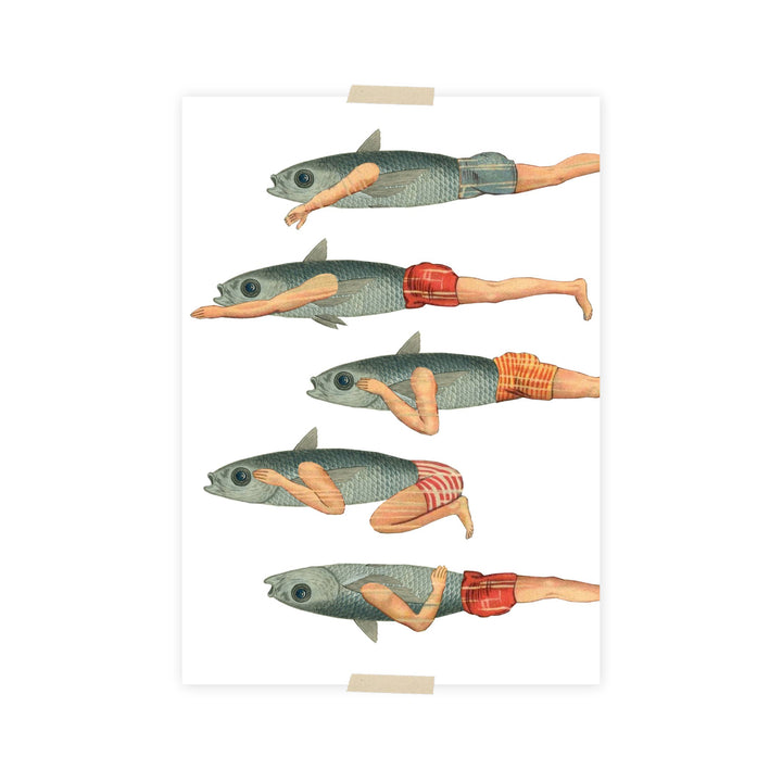 Postcard collage zwemmende visjes met zwembroekjes