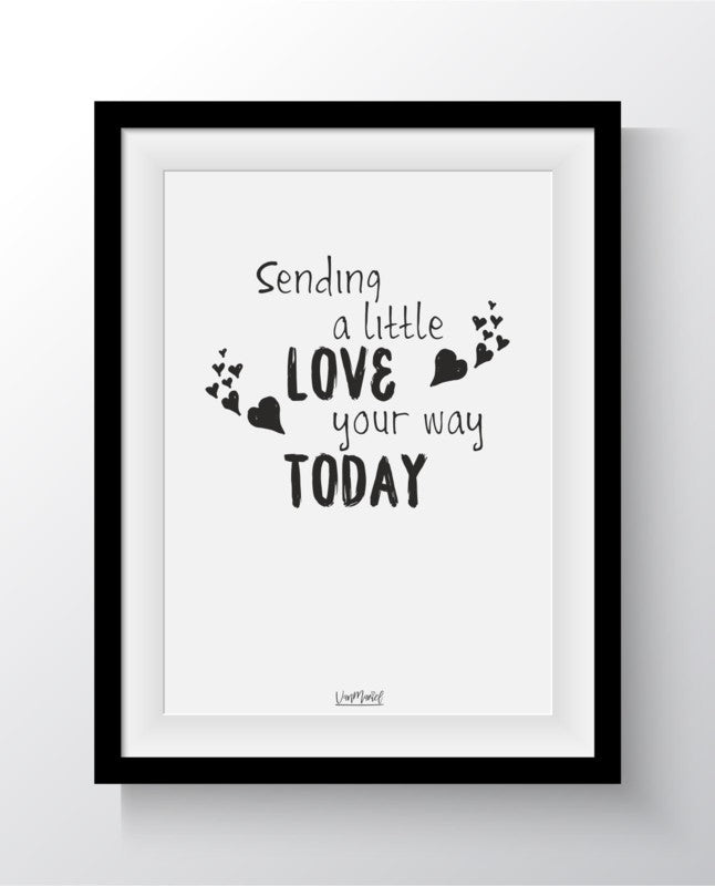 Sinding a little love today| Vanmariel