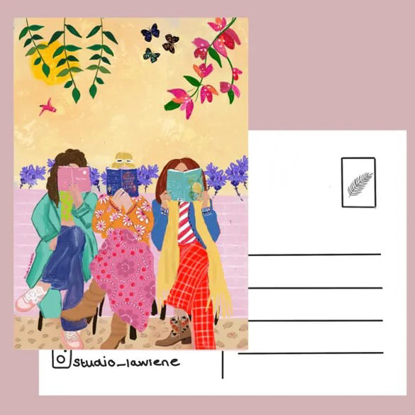 Three girls reading | Kaart Studio LaWiene